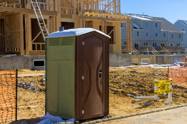 Best Portable restroom trailer rental  in Charlotte, NC
